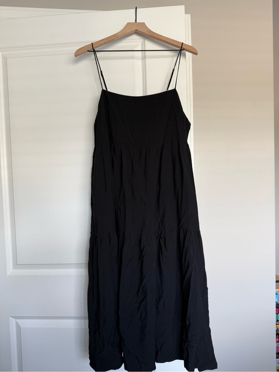Abercrombie & Fitch Dresses & Skirts - Abercrombie & Fitch Black Spaghetti-Strap Tiered Maxi